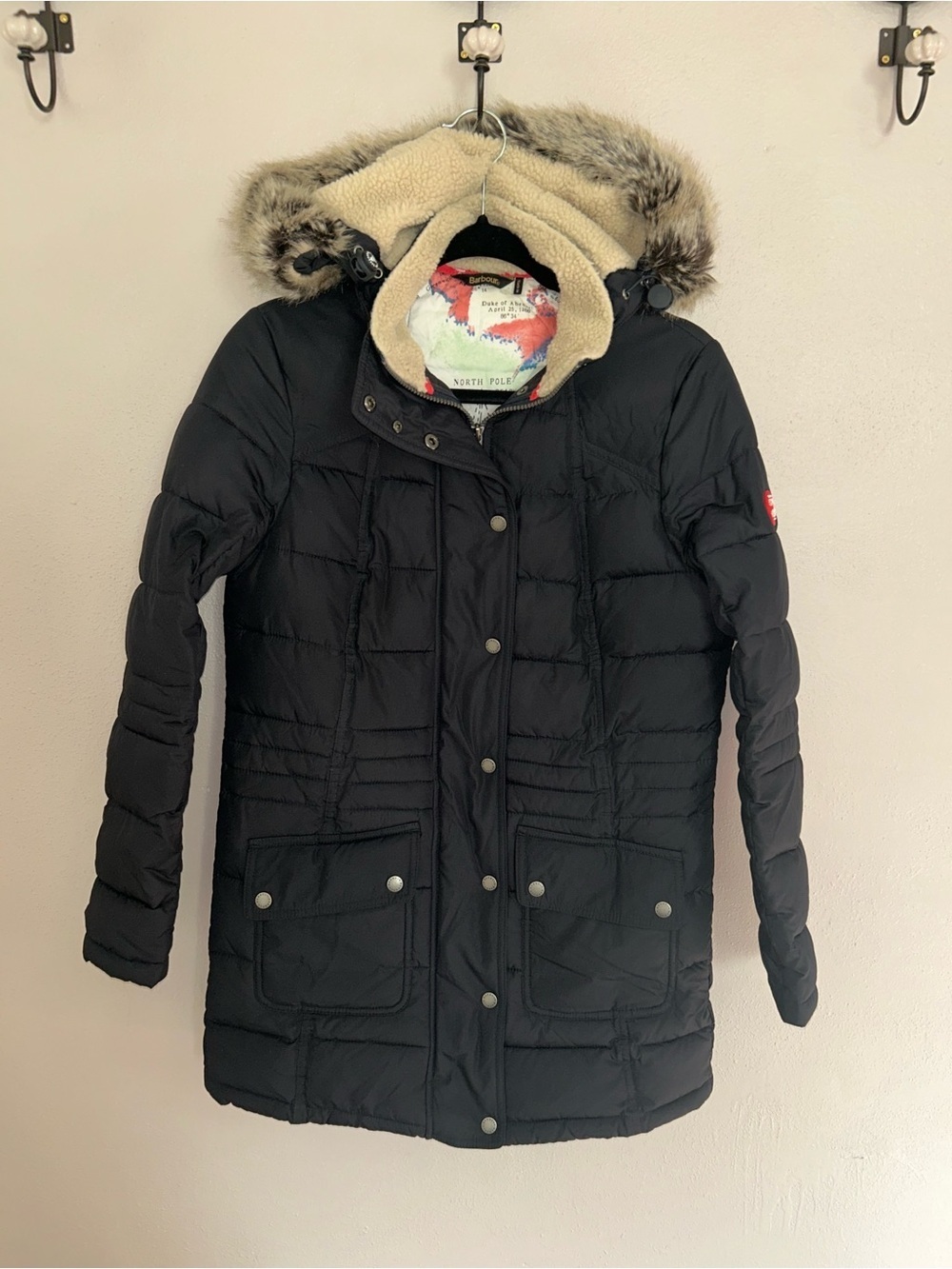 BARBOUR BLACK QUILTED PUFFER COAT WITH FUR SHERPA HOOD